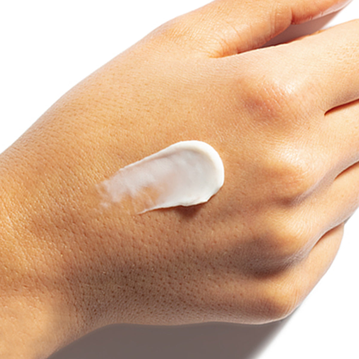 AgelessNeckCream-pdp-HowToUse-1200x1200_4b411303-6fc8-46e2-9b17-a7b8d95eb0dc.jpg