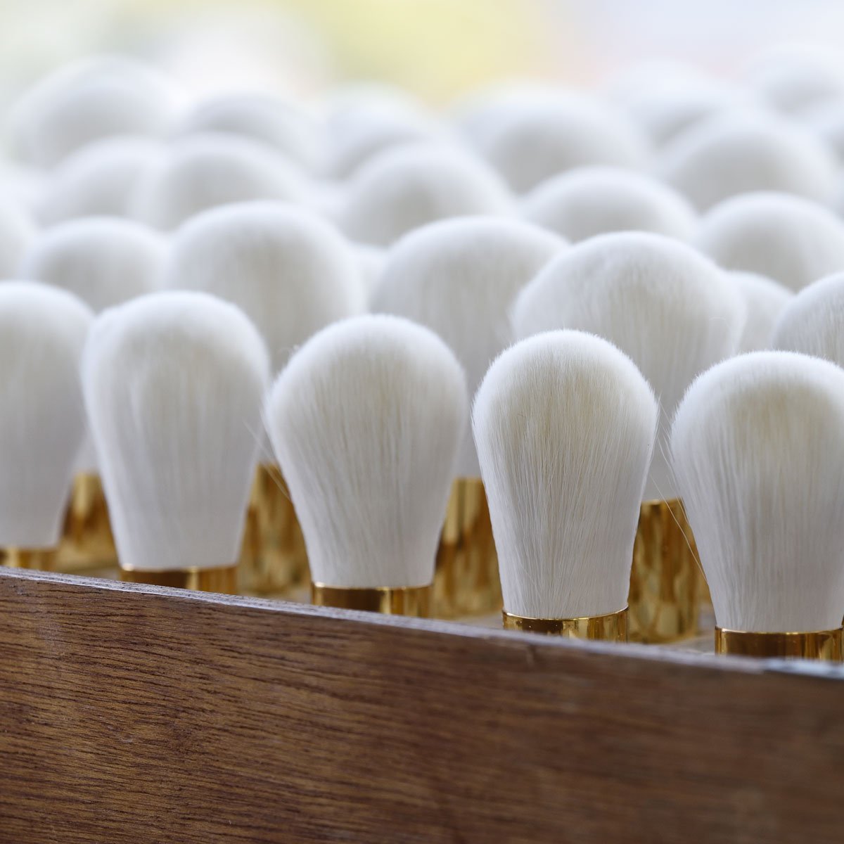 Brush-pdp-Craftmanship-1200x1200_e7321c24-7752-44ce-9830-9c40c4525638.jpg