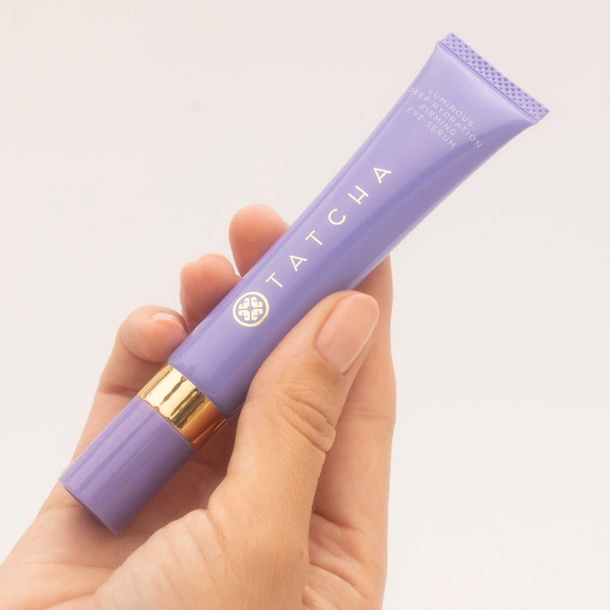 LuminousDeepHydrationFirmingEyeSerum-pdp-Lifestyle-1200x1200_f74cdc93-a323-42a4-a570-397db68fd8ea.jpg