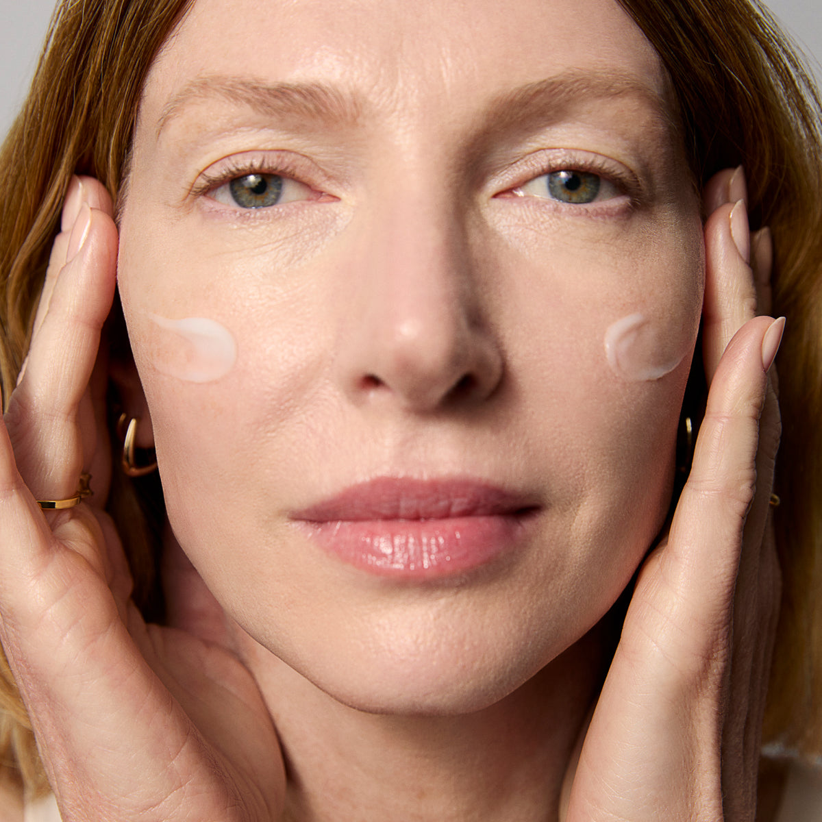 SilkCream-Aug26-Ppage-ModelApplication_032ecc9b-f451-4cb3-98ee-d4c20fee9ed6.jpg