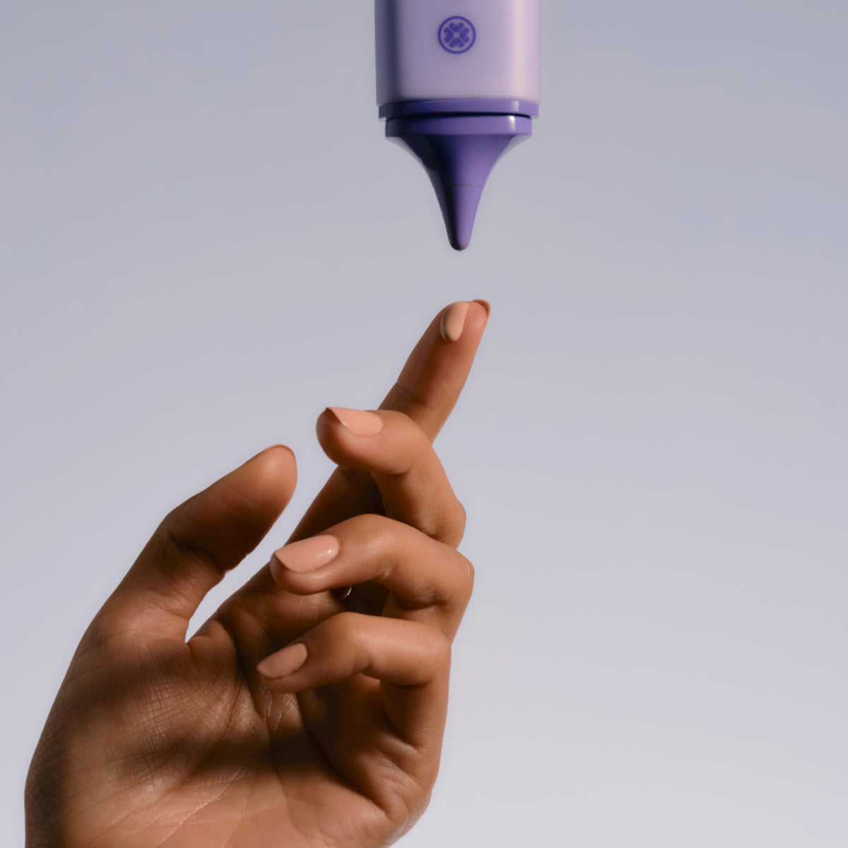 SilkSunscreen-Aug26-Ppage-Hand_71535d13-674c-4406-adf3-409f6348df39.jpg