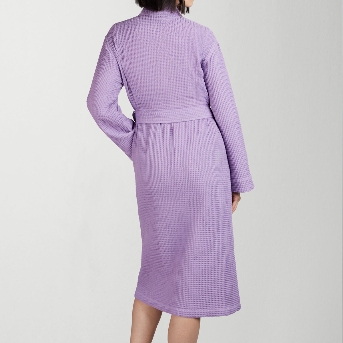 Tatcha-Robe-pdp-Model-1200x1200_4f450b01-cdad-4e83-94b0-33ef6f56d130.jpg